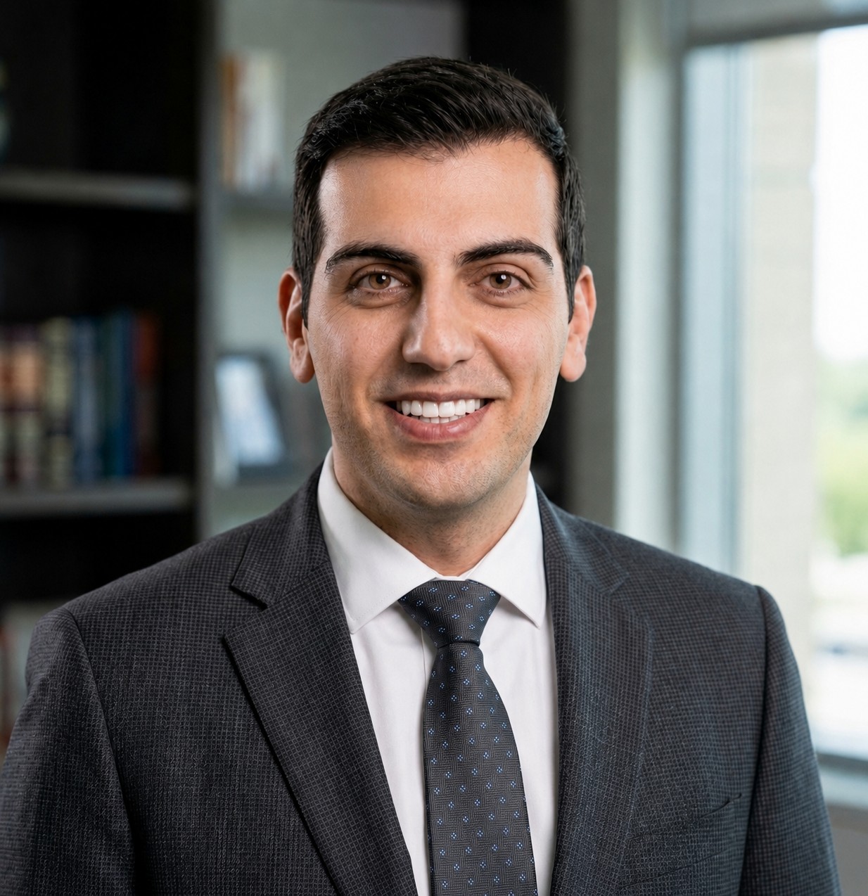 Dr. Ali Jalooli